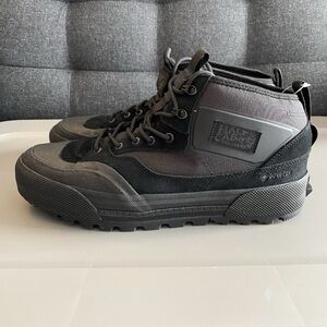 New Vans Half Cab Gore-Tex MTE-3 Black/Black/Red Sneakers Mid-Top Size 13 NEW
